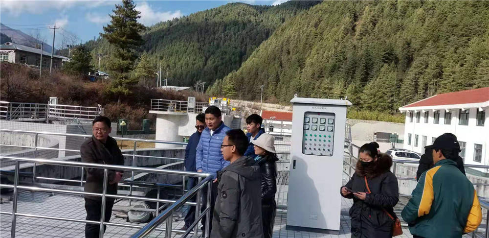 日喀則市審計(jì)局工作組蒞臨亞?wèn)|污水處理廠(chǎng)檢查工作